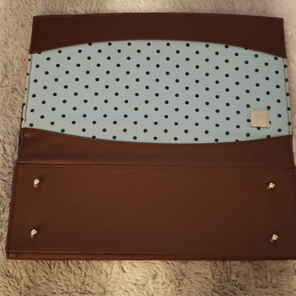 Miche vintage magnetic purse cover. Like new condition never used.